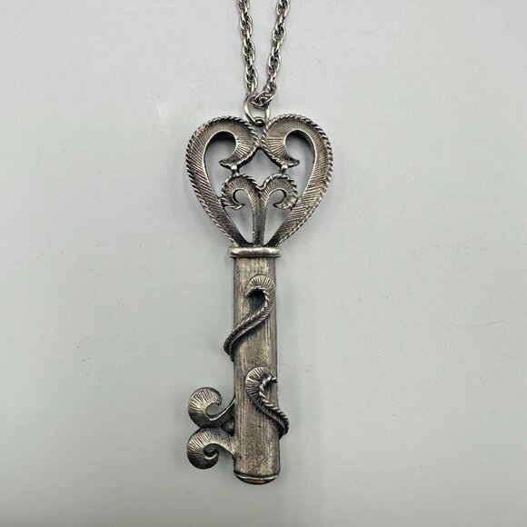 3/$30 Vintage Key Pendant Necklace Silver Ornate Scroll Design Long Chain 30" - Picture 1 of 14